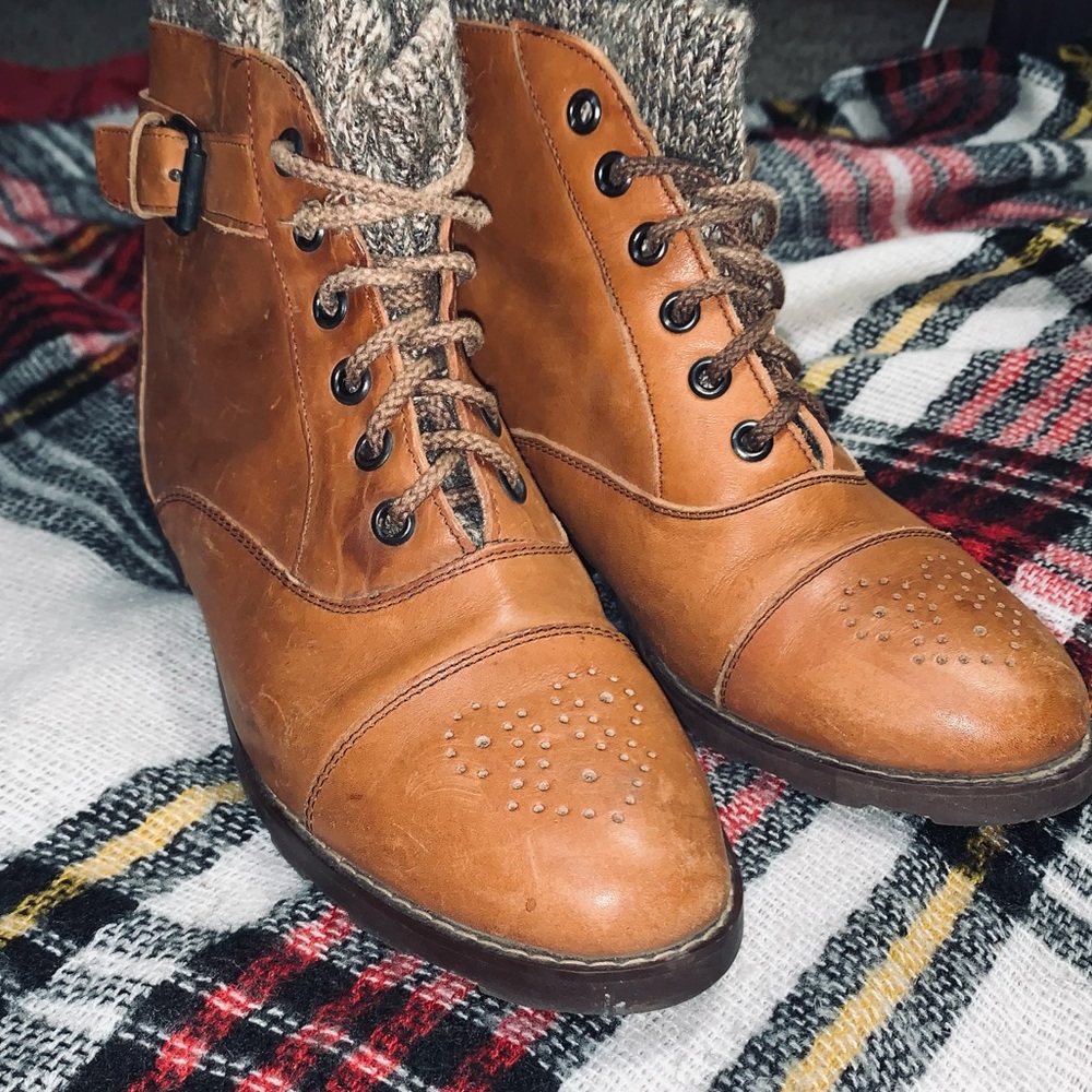 Vintage Woodbridge Leather Boots size 6/7